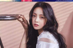 娱乐圈最新吃瓜事件视频,某明星深夜密会神秘女子，真相令人震惊！